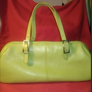 🌿Wilsons🌿Leather Company Kiwi Green Leather Bag